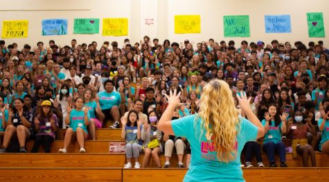 Kara Dietz, Link Crew Advisor, leads the class of 2026 in the “Wadali Acha” dance. This year, about 375 freshmen attended Welcome Day with the help of 88 Link Crew Leaders.