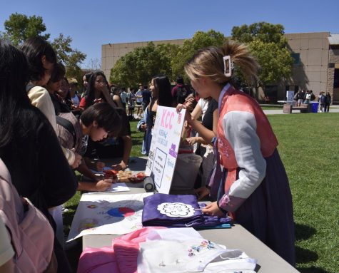Korean Culture Club (KCC) hands out Korean snacks, and board members wear Korean traditional clothing, hanbok, to raise awareness of Korean culture. At this years annual Club Rush, a total of 102 clubs were showcased at tables all over the Academic Quad from Sept. 13 to Sept. 16.