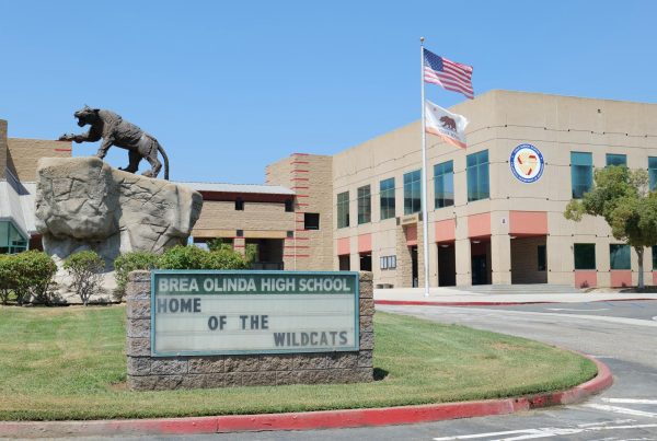 The main entrance to Brea Olinda High School. In January 2025, construction crews will begin work on the installation of fencing and gates at various locations on the BOHS campus, including the area in front of the Performing Arts Center and office.